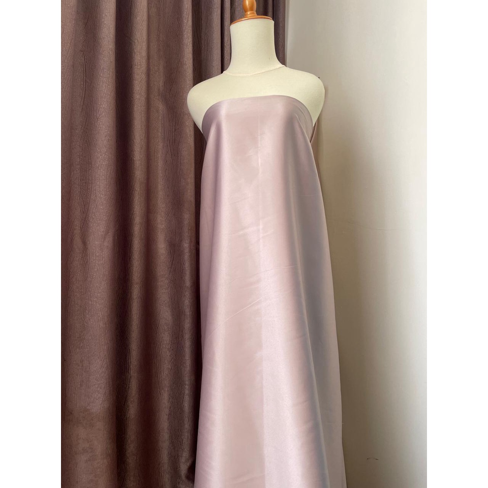 Bahan Kain Satin Velvet Premium Furing Kebaya Bisa Untuk Gamis Bahan Bridesmaid Warna Cokelat Susu Hazelnut Warna Soft