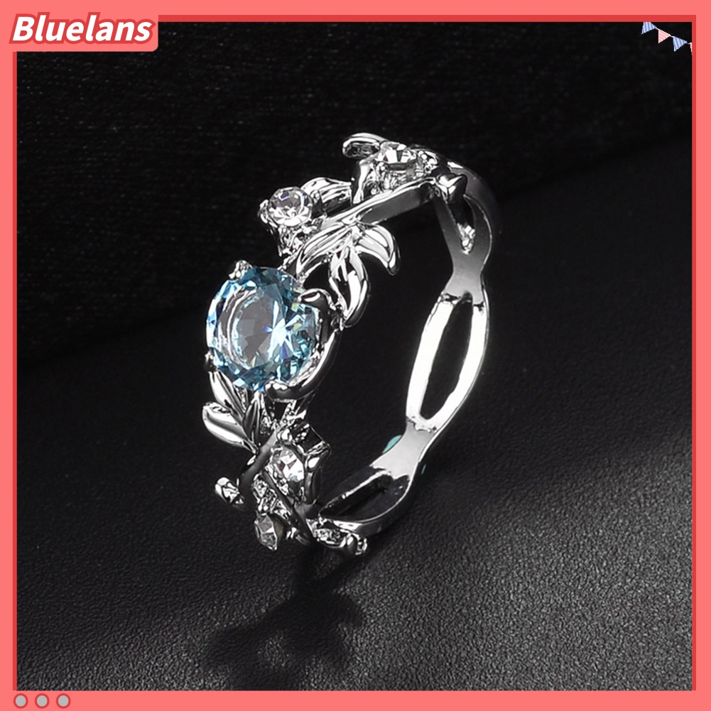 Bluelans Cincin Desain Daun Hollow Out Bahan Alloy Aksen Berlian Imitasi Untuk Wanita