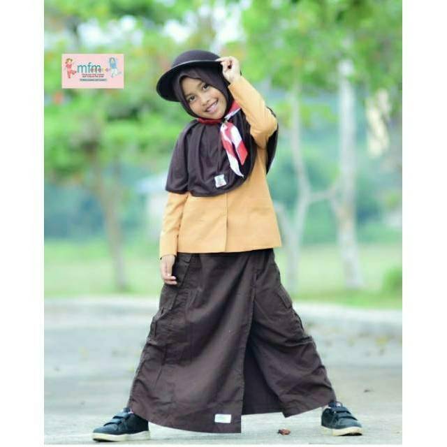 Rok celana  anak bahan katun  drill  rok celana  outdoor 