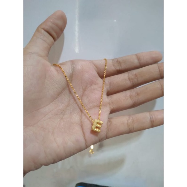 set kalung dan liontin balok inisial huruf E elegant emas asli