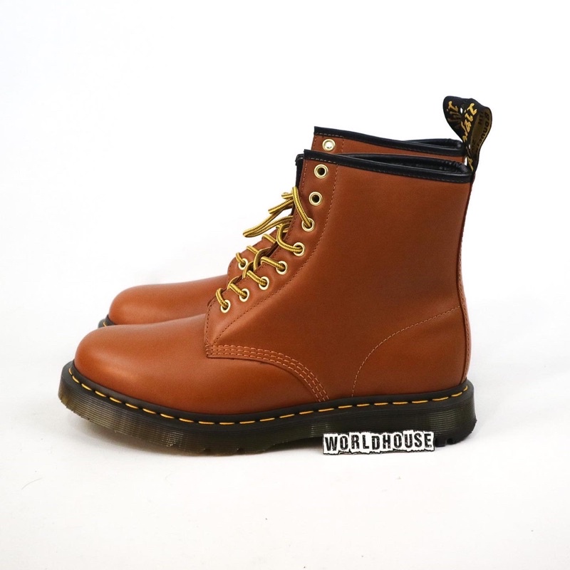 Dr martens 1460 wintergrip boots in blizzard WP leather