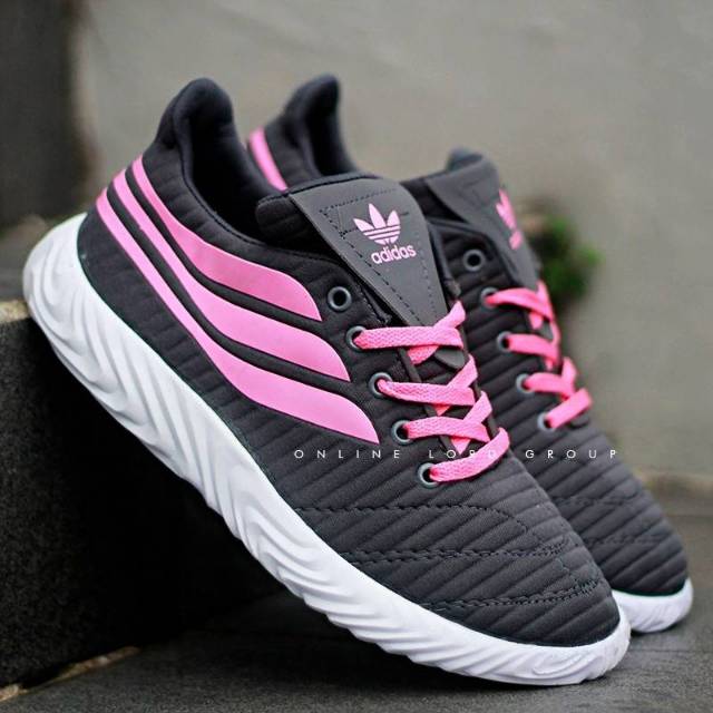 [bayar di tempat] Sepatu Wanita Adidas NMD Mastermind, sepatu running Adidas Sobakov Woman Pink