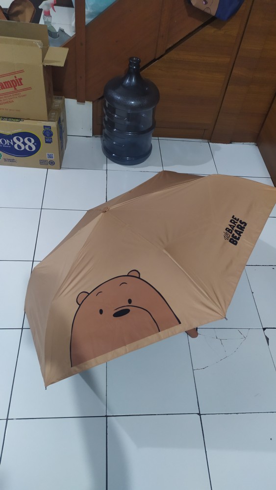 Miniso 🆕 We Bare Bear Payung Lipat (sz. 55cm)