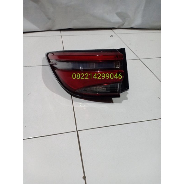 stoplamp Toyota Fortuner vrz 2021 kiri