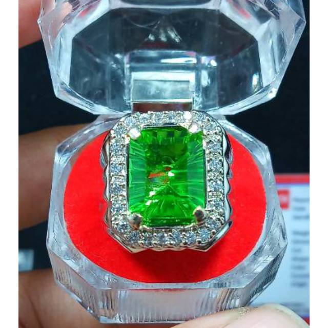 Batu moldavite tektite asli/ natural siap pakai