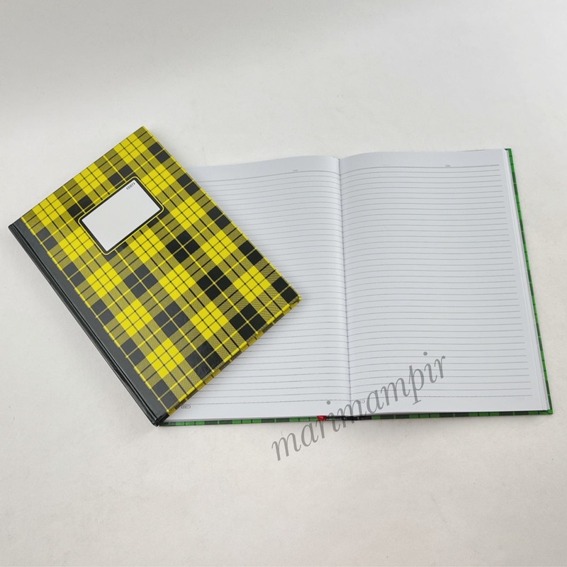 

BUKU TULIS HARDCOVER FOLIO KIKY 100 LBR ( 21 X 31,5 CM )