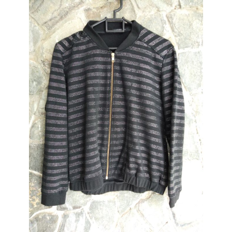 rani hatta boomber jaket