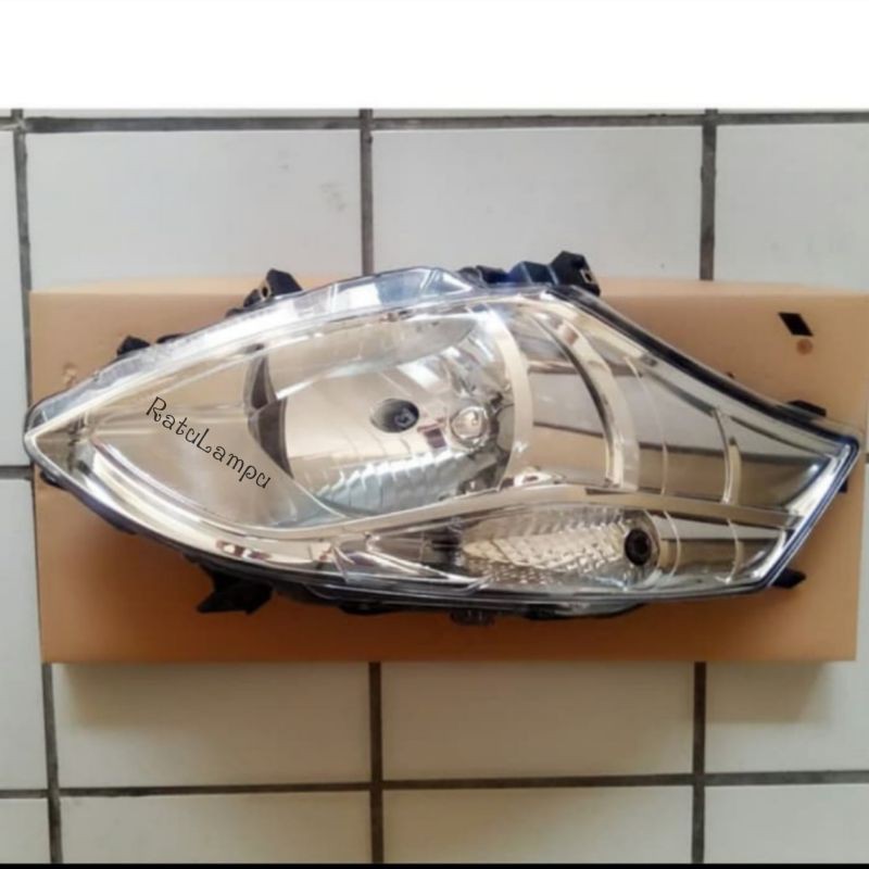 Headlamp assy Ertiga 2012-2017 / Lampu Depan