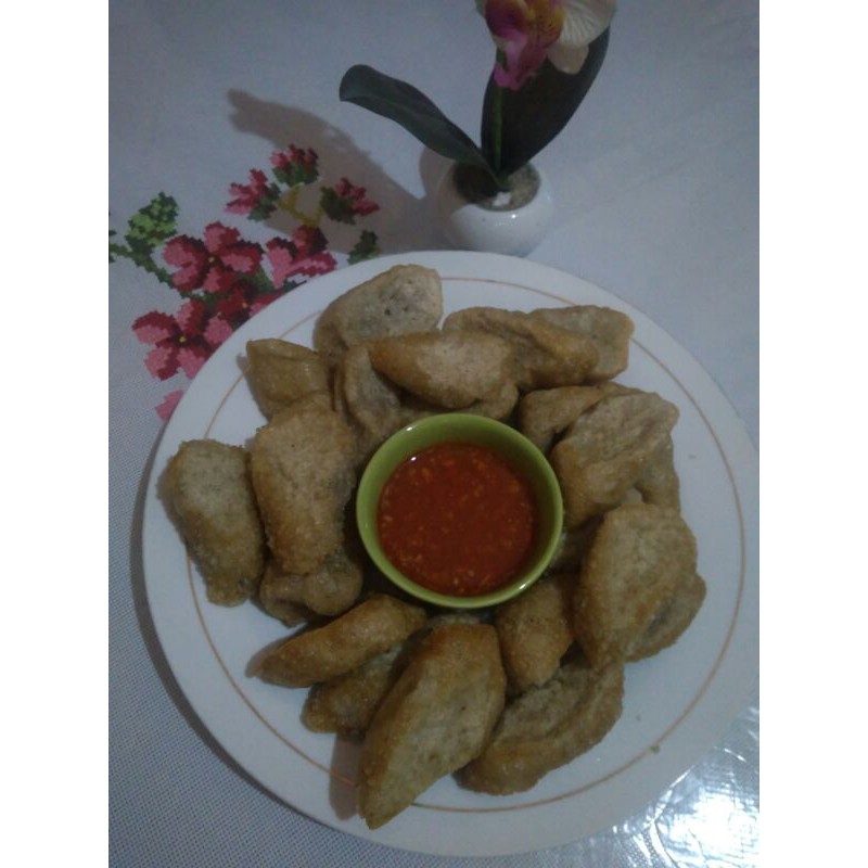 

pempek Bangka De'Ra pempek homemade asli orang Bangka, pempek pontong (lenjer) kulit ikan