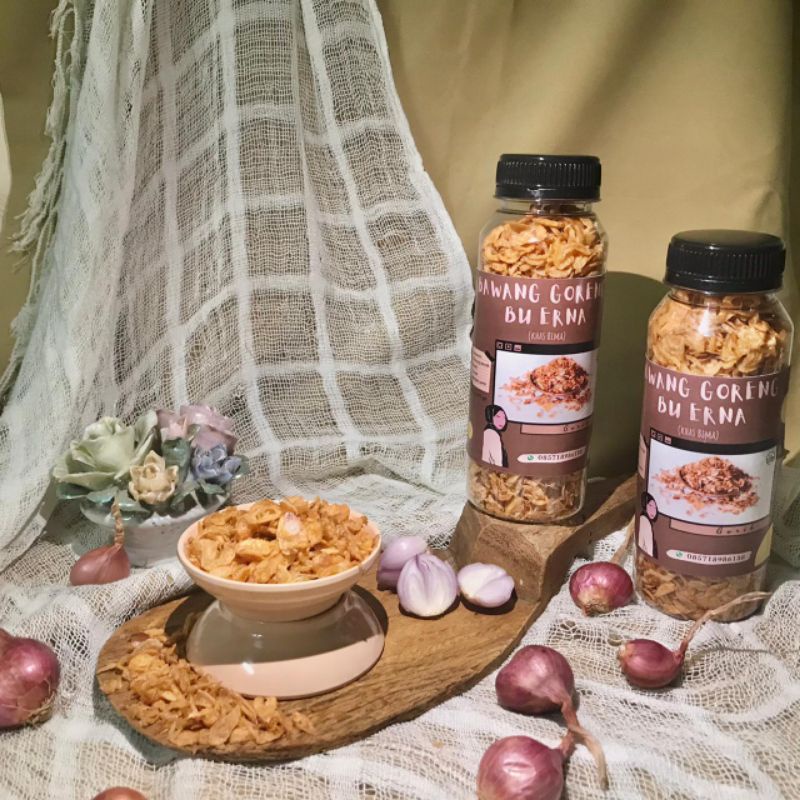 

BAWANG GORENG BU ERNA, BERAT BERSIH 107g