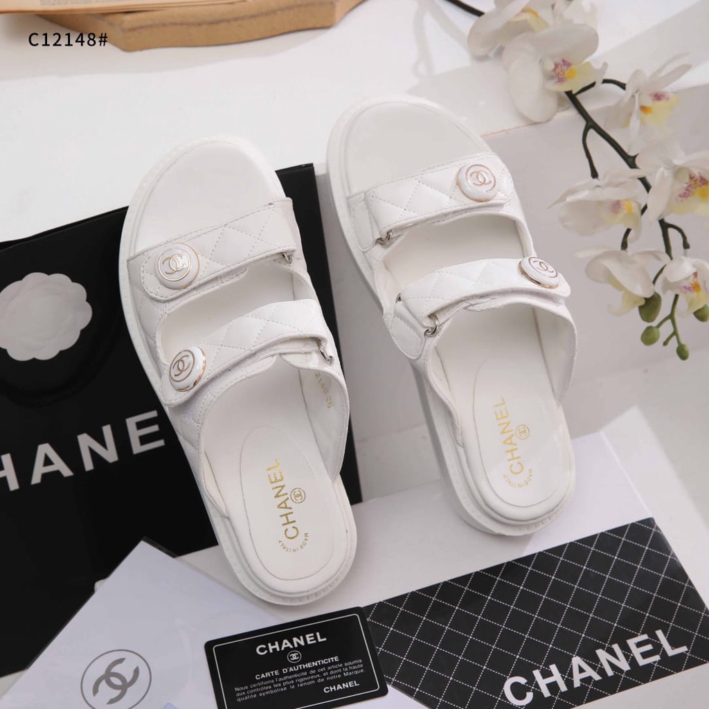 Ch Women With Logo Sandal C12148