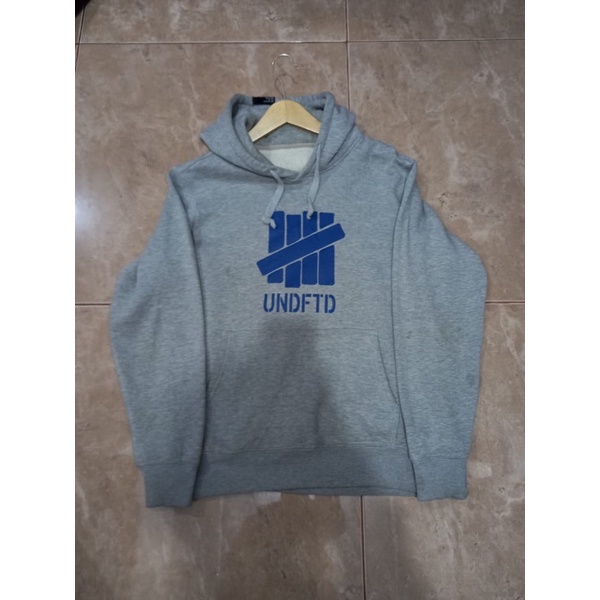 Hoodie Undefeated Second