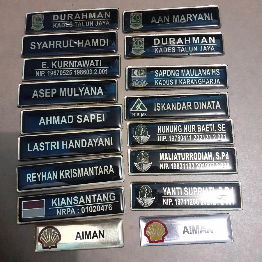 

Name Tag atau Nama Dada + Magnet