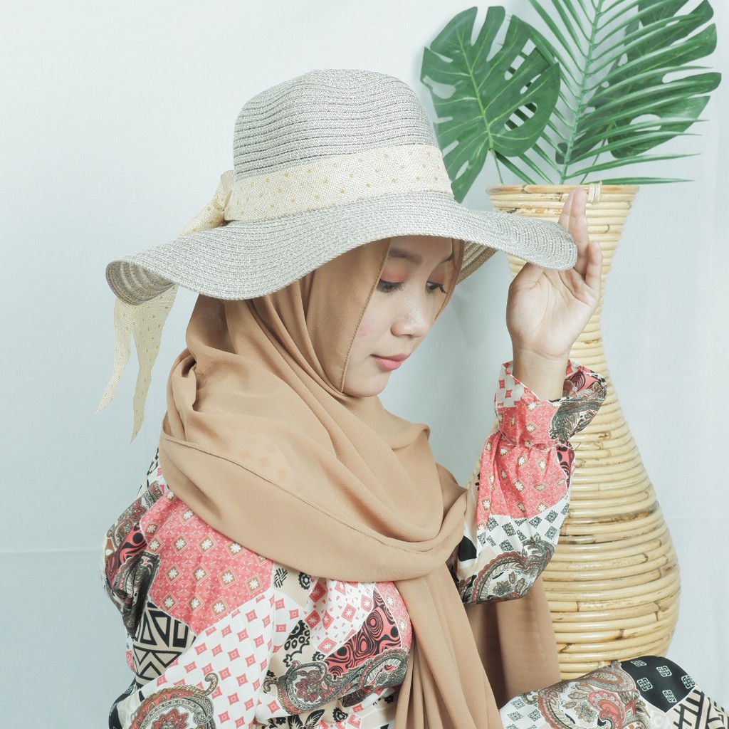 TOPI PANTAI RAJUT SUMMERHAT