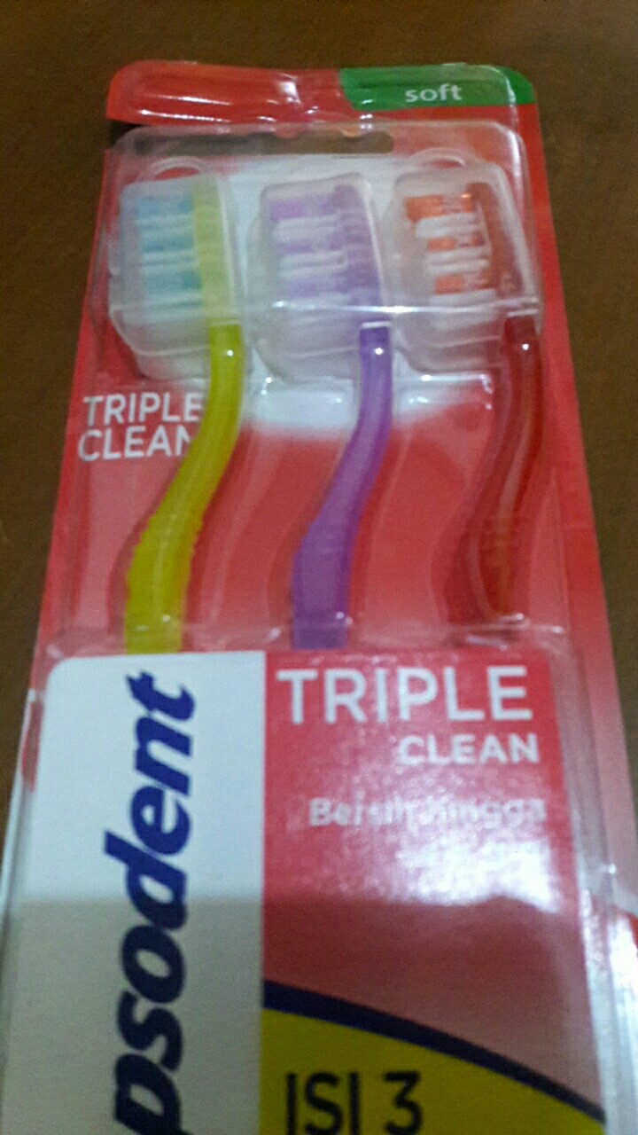 Pepsodent Sikat Gigi Soft Silver Charcoal, Action 123, Triple Clean