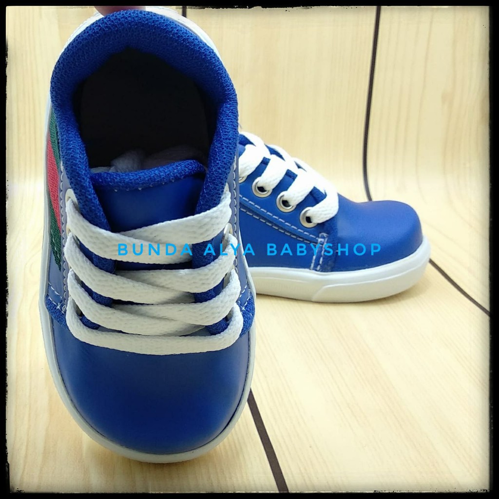 Sepatu Anak Laki Laki Alas Karet Usia 1 Tahunan Size 22 - 23 BIRU - Sepatu Anak Cowok Sneakers Anti Licin SALE