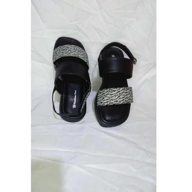 Sandal Tali Wanita Kekinian terbaru Simpel_KhariismaShoes