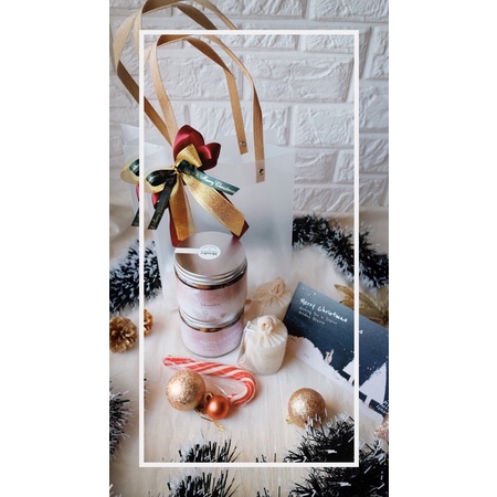 

Christmas Hampers
