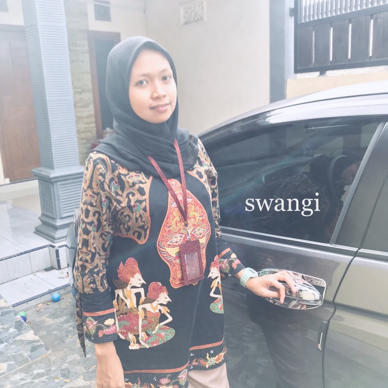 

SWANGI ID Card Holder Kulit Ular