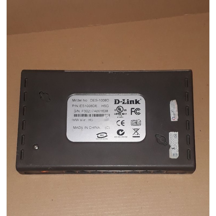D-LINK,  DES1008D
