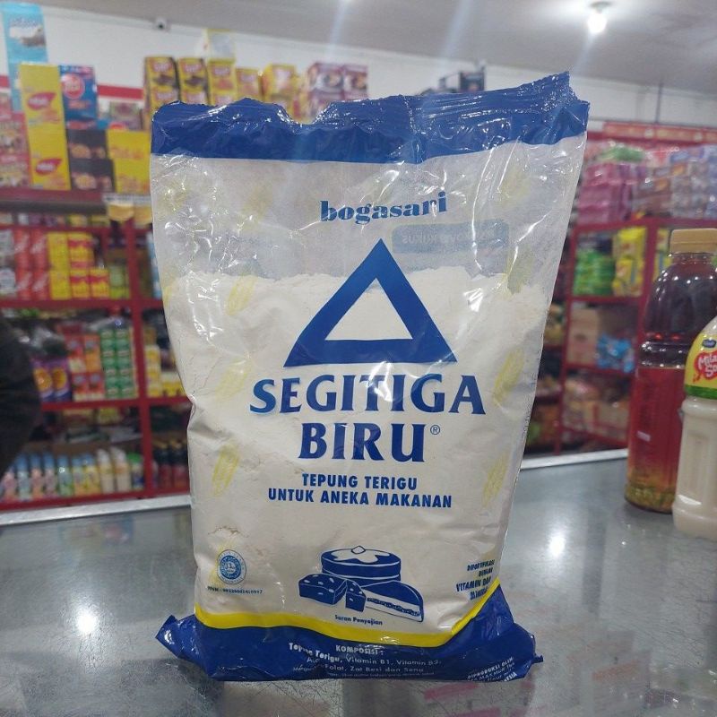 

Segitiga Biru Tepung Terigu Serbaguna 1 kg