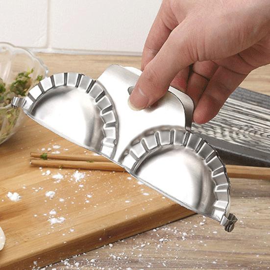 Kitchen DIY Dumpling Mould / Stainless Steel Dumpling Maker / Useful Ravioli Mould  / Press Meat Pie Pastry Mold Kitchen Accessories