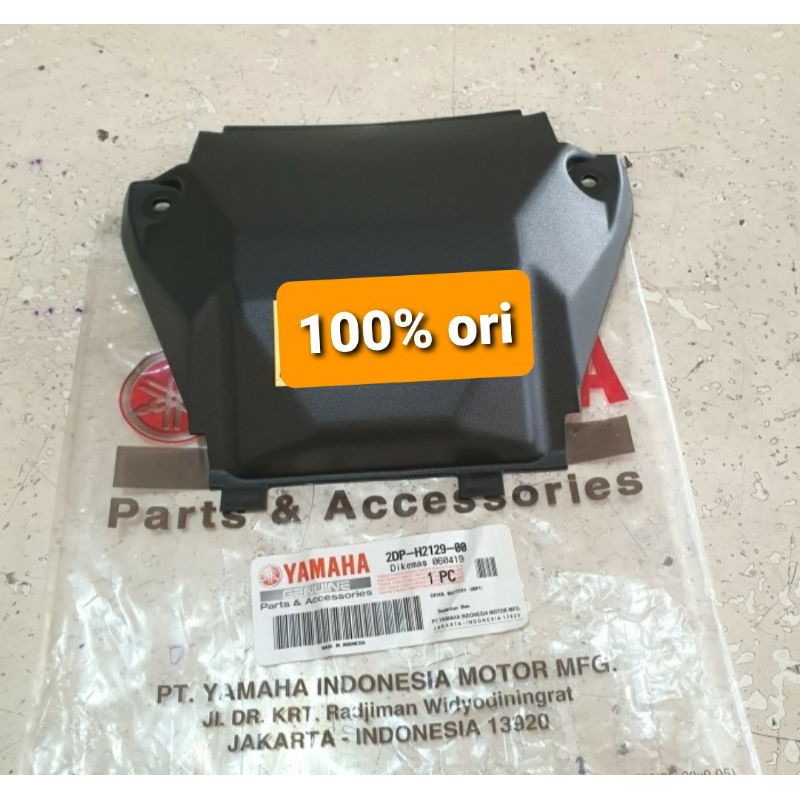 COVER TUTUP BOX AKI NMAX ASLI ORI YAMAHA 2DP H2129 00