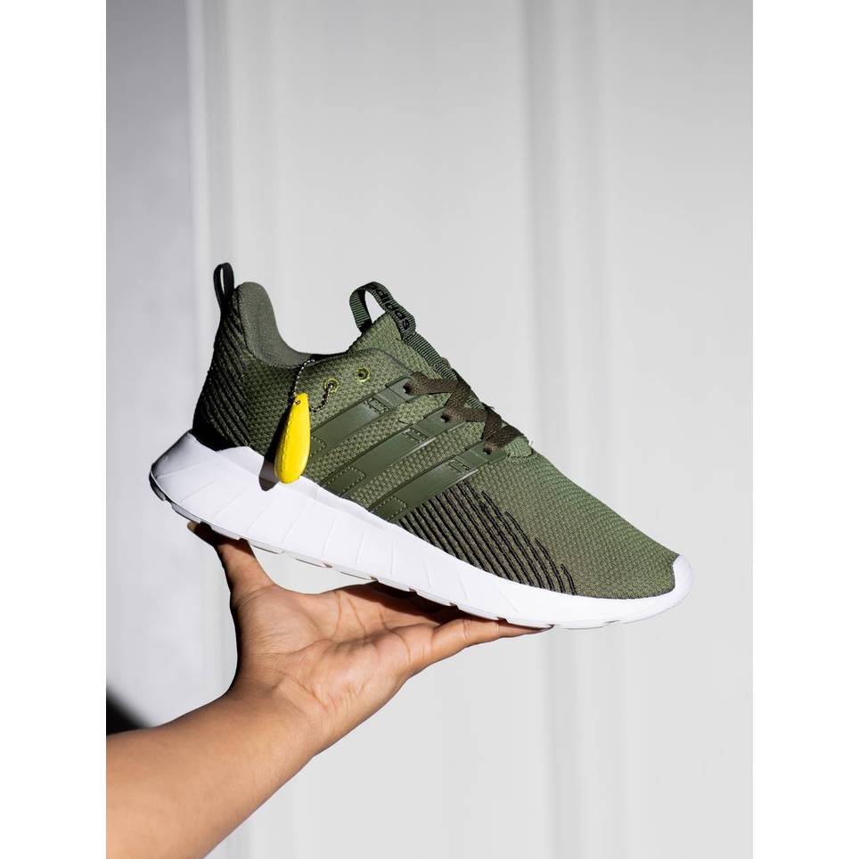 ADIDAS QUESTAR FLOW DARK GREEN