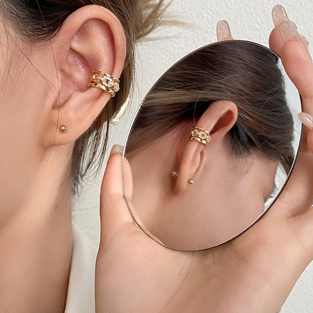 ELEGANT Vintage Korean Jewelry Accessories Geometric Copper Women Clip Earrings Fake Piercing Earcuff Party Fashion Design Elegant Girl Gift Personality Letter C Ear Cuff/Multicolor