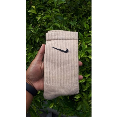 KAOS KAKI OLDSCHOOL / KAOS KAKI NIKE / KAOS KAKI NIKE COKELAT MUDA / KAOS KAKI SEBETIS / KAOS KAKI O