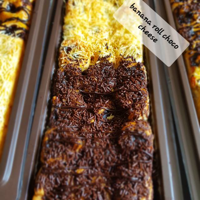 Banana Roll Choco Cheese Pastry Shopee Indonesia