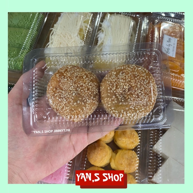 

Kue Onde Onde Ketan Putih Wijen isi Kacang Tanah 2 Pcs Halal