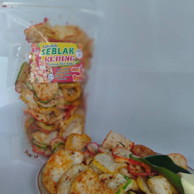 

Kerupuk seBLAK kering pedesnya bikin nagih..