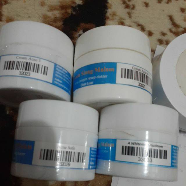 Wijaya Platinum, / Cream acne 3+ Acne safe + white platinum +cream acne 4+