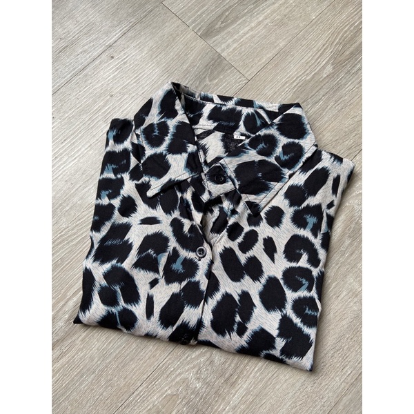 kemeja leopard jumbo / kemeja leopard LD 120 / kemeja leopard oversize