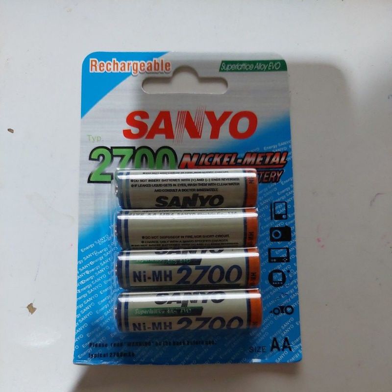 Isi 4 Pcs Baterai Charger SANYO AA 2700Mah 1.2V / Batere Cas Sanyo A2