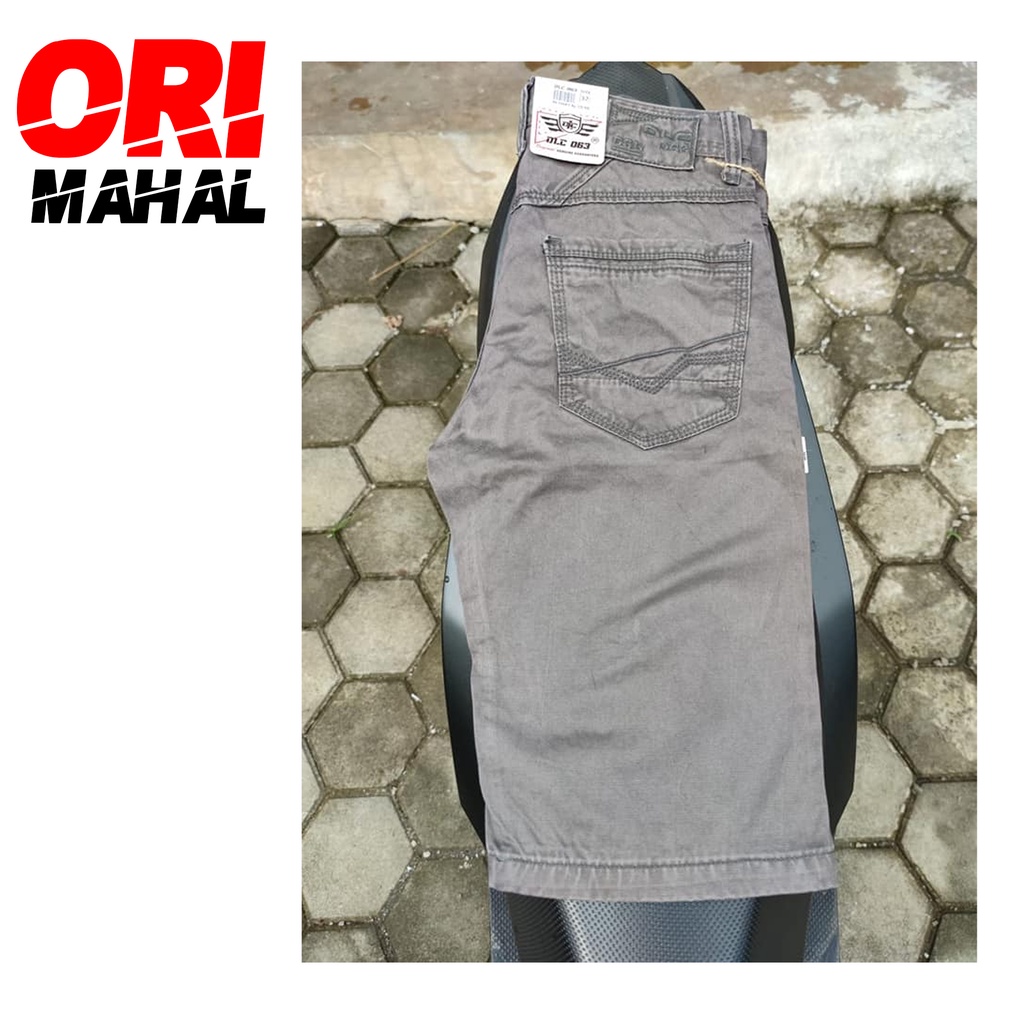 HOT SALE Celana Pendek Kanvas Original DLC 063 (Cardinal) // Celana Pria Kanvas Minyak Original D LOCO 063 TERBARU