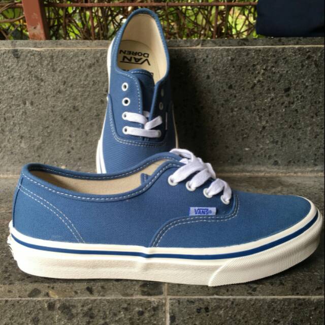 vans authentic blue