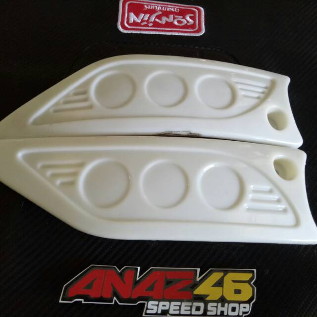 Sirip victor kecil putih gading