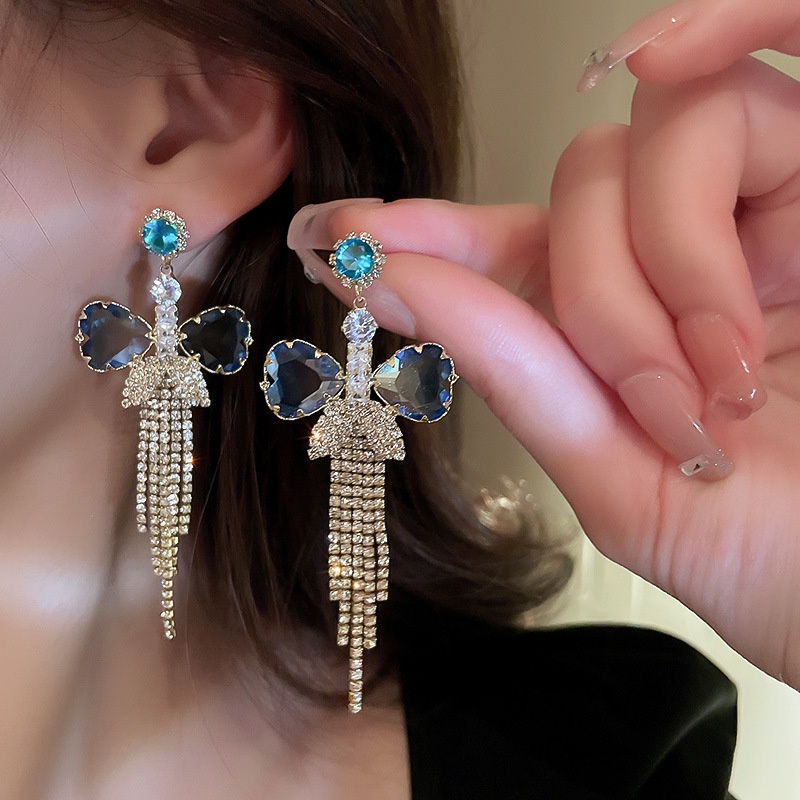 Anting Rumbai Desain Pita Aksen Kristal Warna Gradasi Gaya Korea