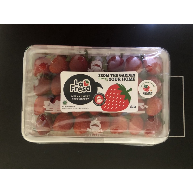 

Strawberry Milk Sweet La Fresa /pack