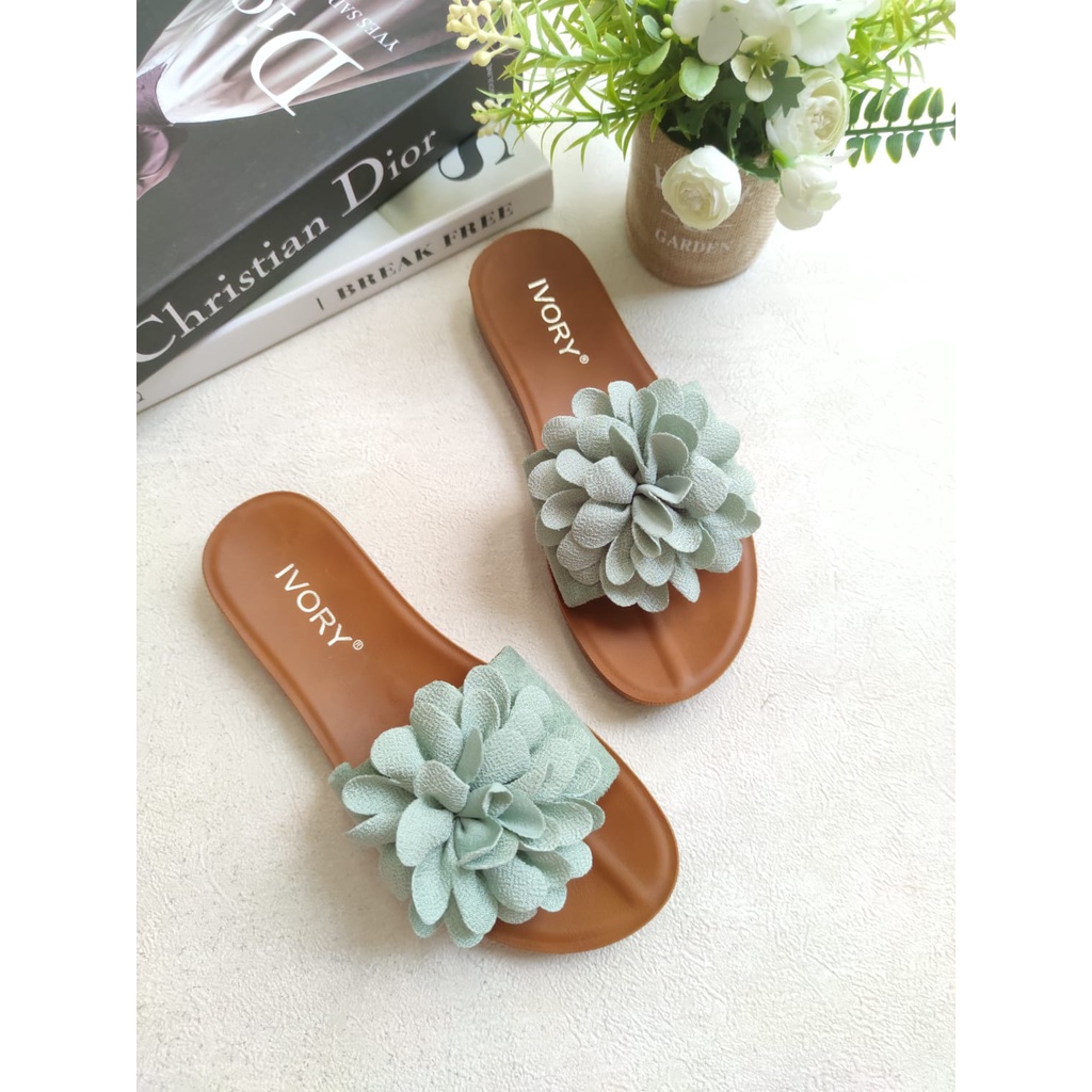 IVORY Sandal Flat Wanita Fashion Bunga SL22-29