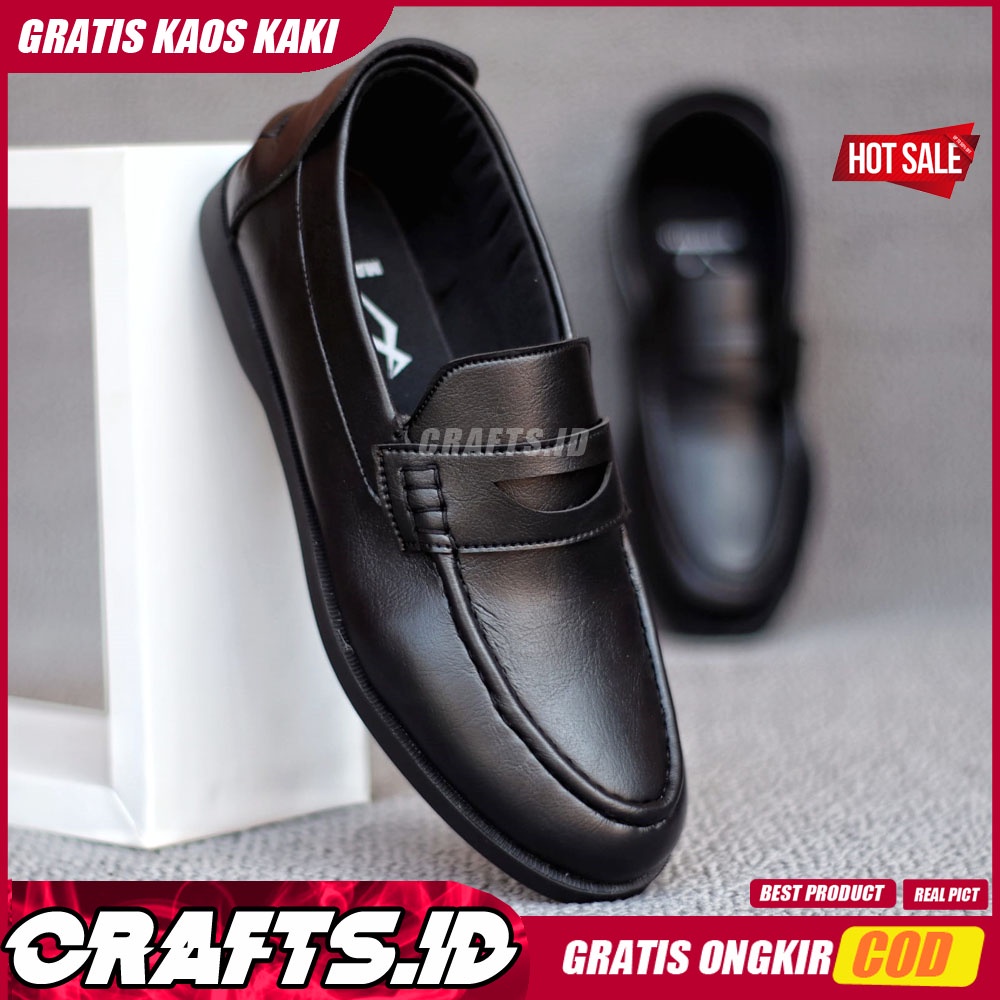 CRAFTS X PECCO Sepatu Slip On Pria Sepatu Pria Casual Kulit Syntetik Sepatu Kasual Pria Pantofel Kerja Kuliah Semi Formal Original Kekinian Murah Terlaris