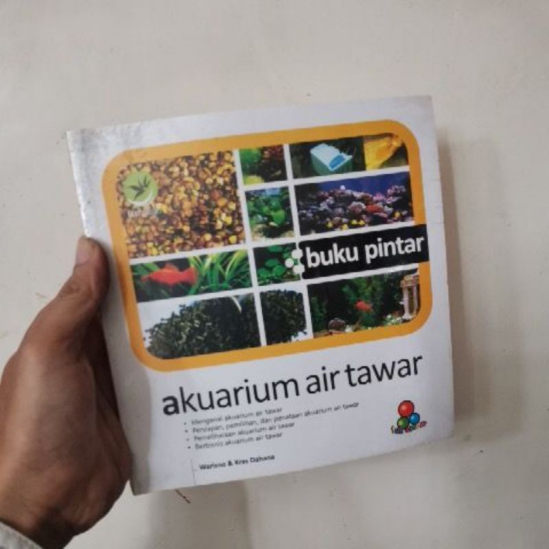 

Buku pintar akuarium air tawar