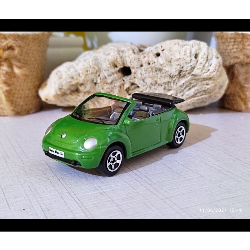 Realtoy Volkswagen VW new Beetle convertible hijau loose
