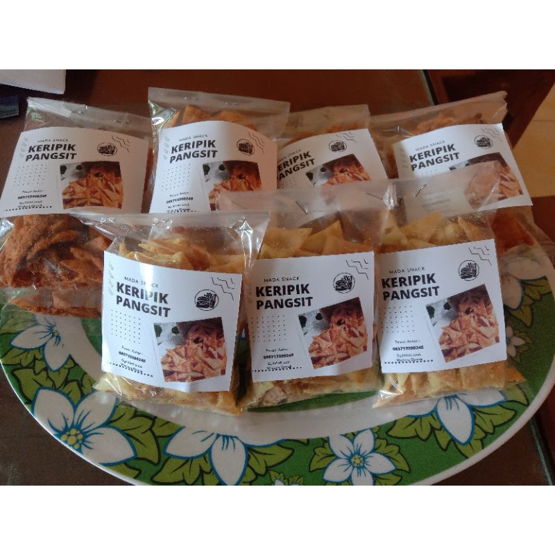 

Keripik Pangsit