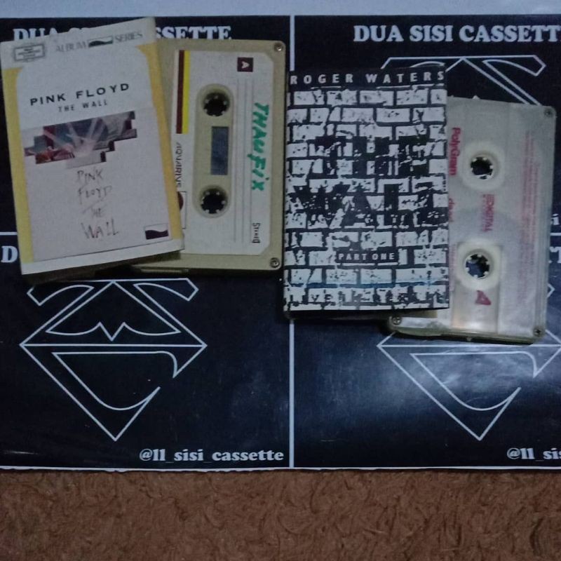 paket kaset pink floyd - roger waters - the wall