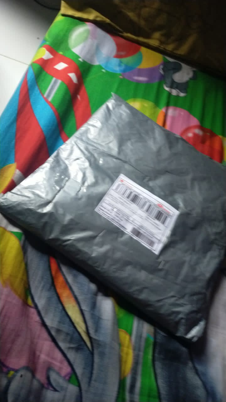 Atasan Batik Couple Terbaru Motif Tiganegri