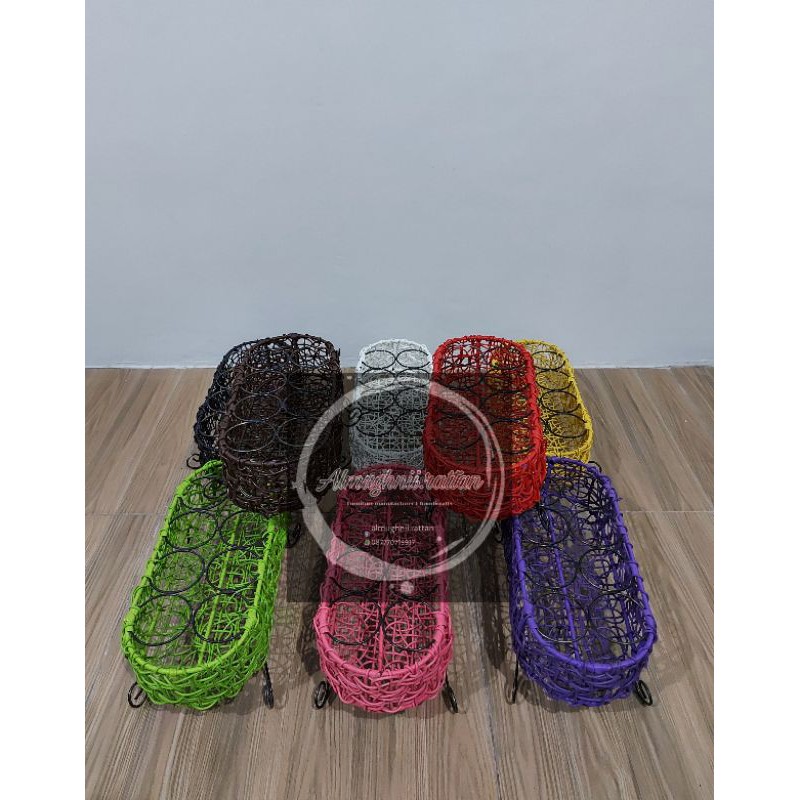 keranjang penyimpanan air mineral isi 8