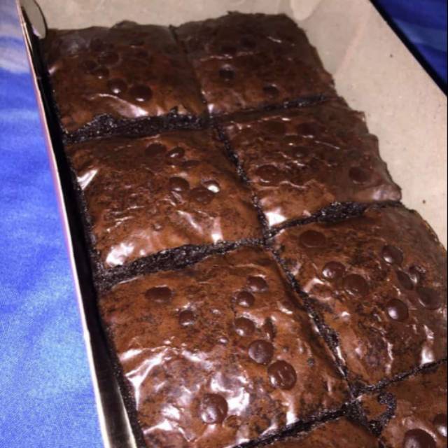 

Brownies panggang lezat by kedai Mela